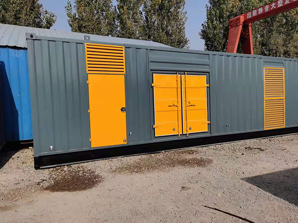 老河口300kw 柴油发电机组用多大的空气开关？