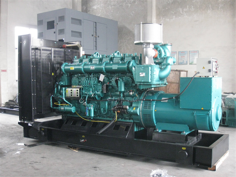 老河口200KW 柴油发电机的油耗是多少?